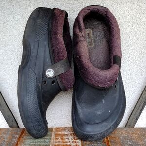 CROC Fleece-lined Cozy Clogs